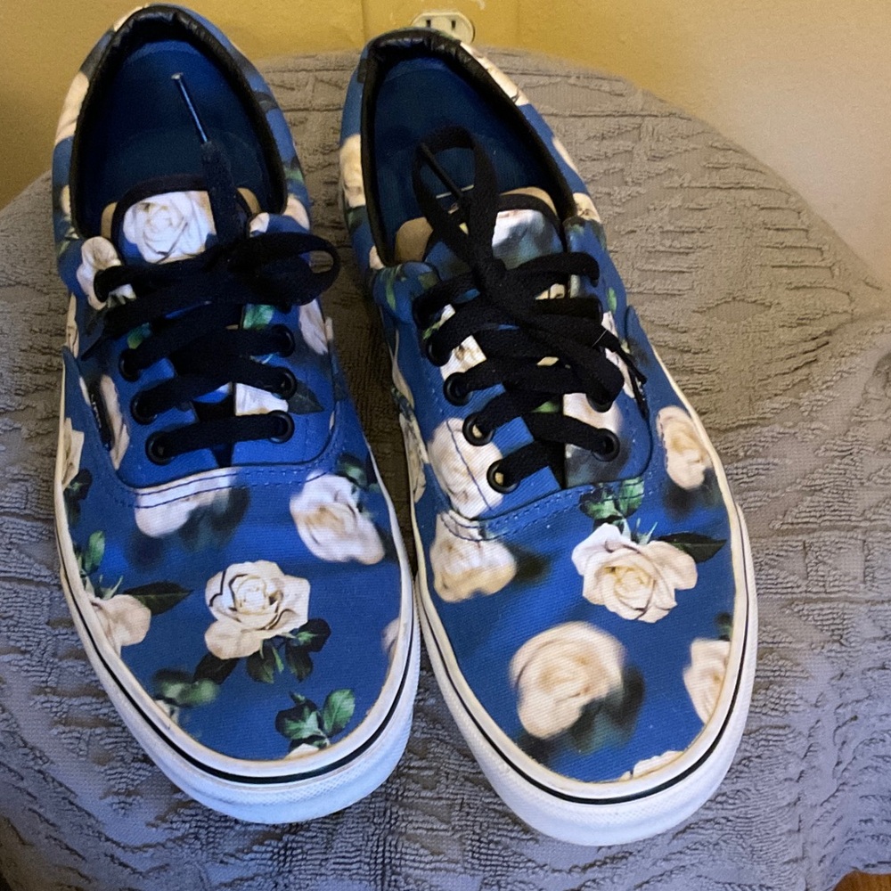 Vans Blue Canvas Sneakers with White Rose Print - Picture 4 of 4